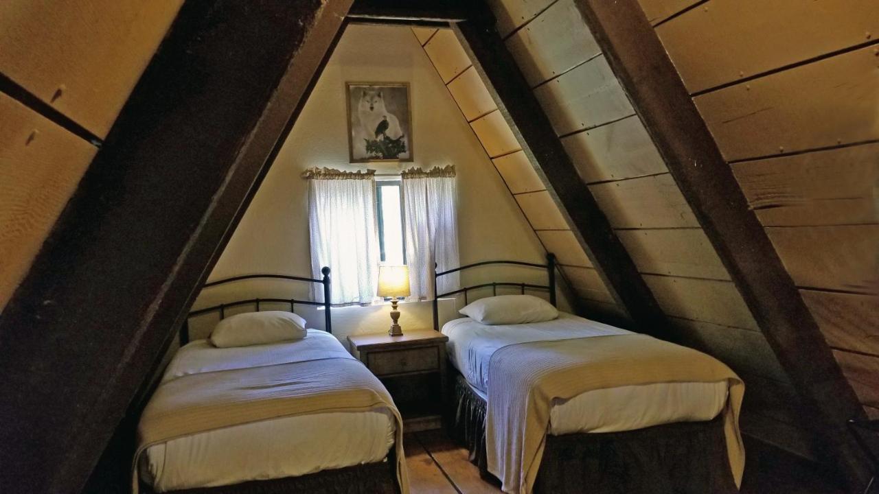 Cabins On Strawberry Hill Hotell Pine Eksteriør bilde